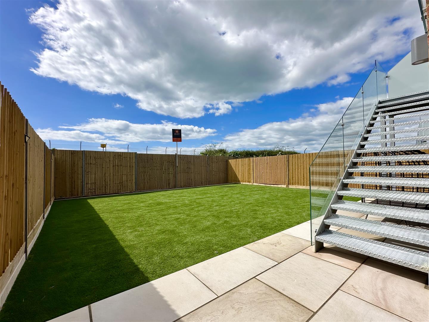 5 bed property in Amsterdam Way, St. Leonards-On-Sea
